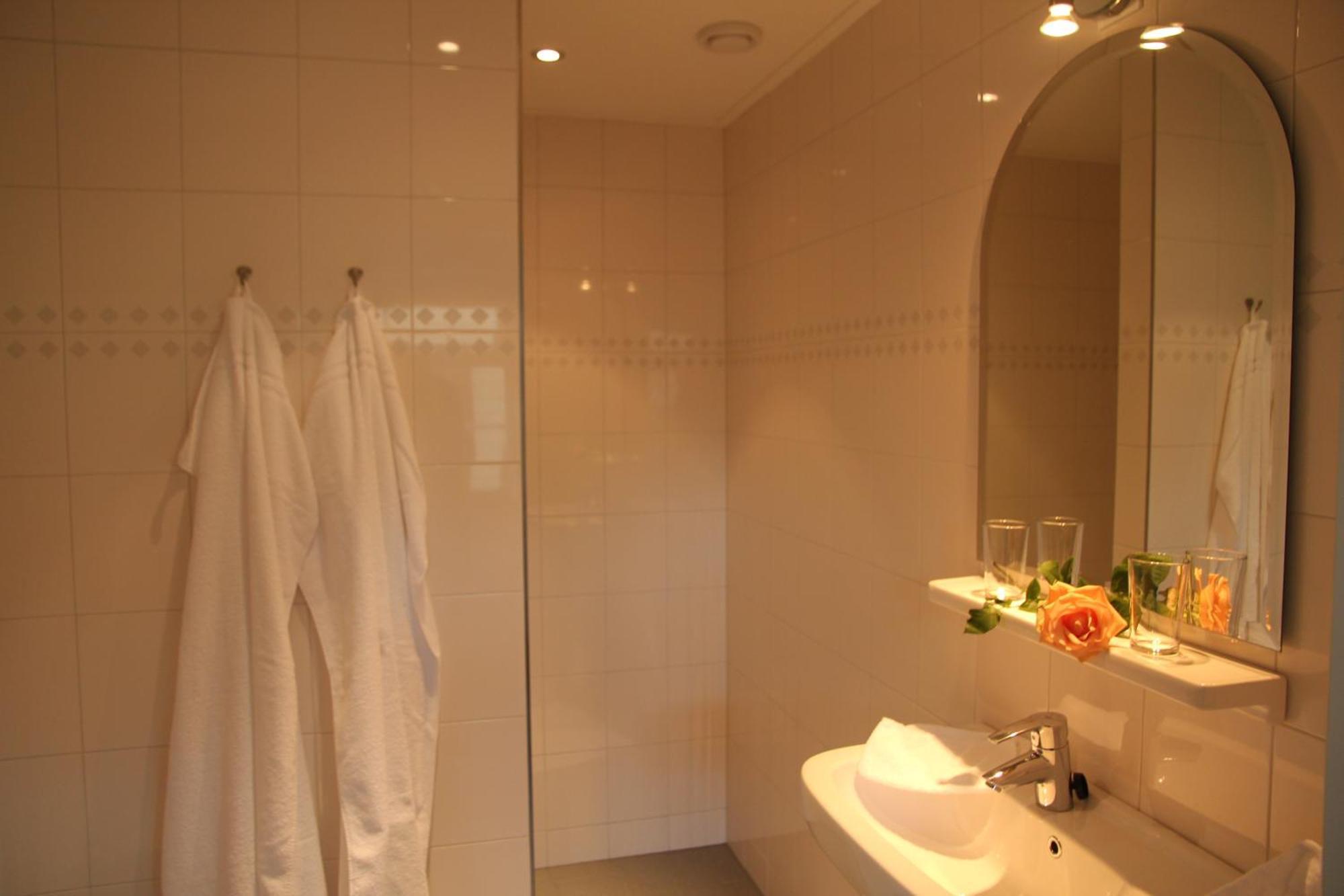 Duinoord Oostkapelle Bed & Breakfast Bagian luar foto